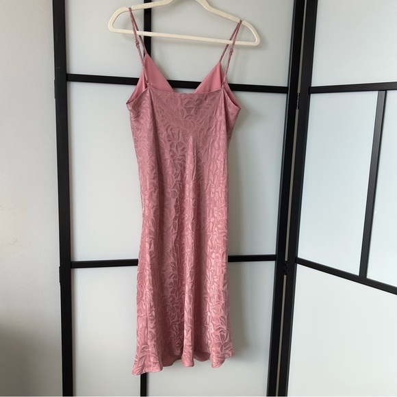 [S] Smash + Tess X Ashlee Simpson Disco Blush Pink Velvet Floral Mini Slip Dress - Picture 7 of 15